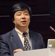 Xuehui Zhang, Director of Risk Manager Certification Management Committee, makes Presentation 
<BR><A href=http://gss.shippingchina.com/images/gss/zhangxh.ppt>Download Speech Files</A>